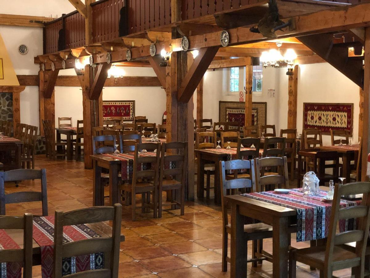 Vila De Argint Aleea Pelesului Nr 2 Σινάια Εξωτερικό φωτογραφία